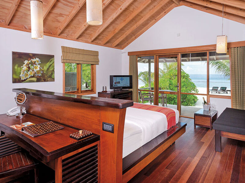 Kuredu Island Resort & Spa